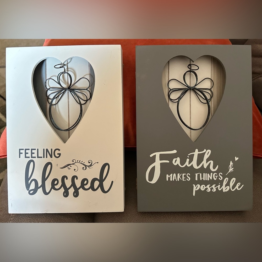 Wooden Wall Hangings Set
